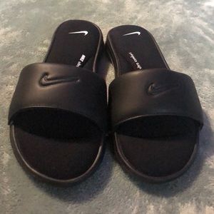 Ultra comfort Nike slides